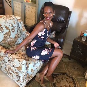 Meet your Posher, Mia